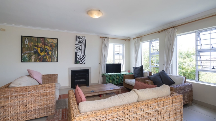 To Let 3 Bedroom Property for Rent in Old Place Western Cape